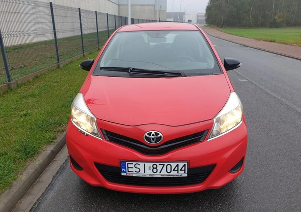 Toyota Yaris cena 20909 przebieg: 185000, rok produkcji 2012 z Sieradz małe 436